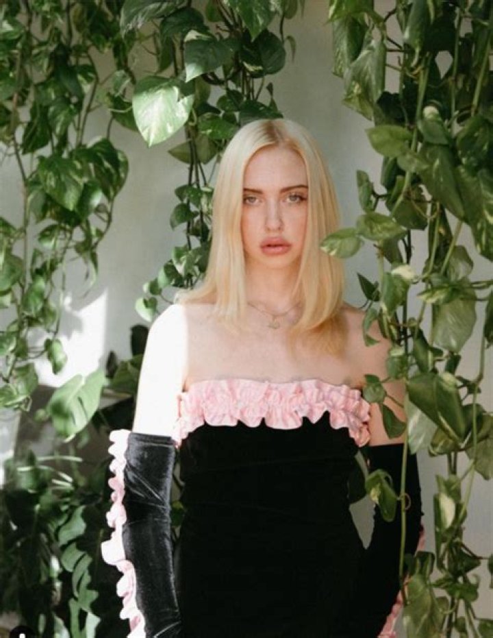 Unveiling The Life And Achievements Of Elise Jones