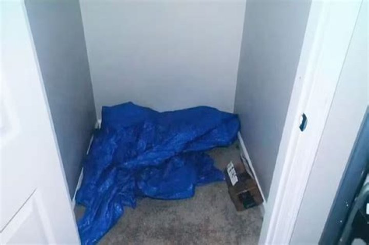 Unveiling The Heartwarming Moments: Shanda Vander Ark Son Photo