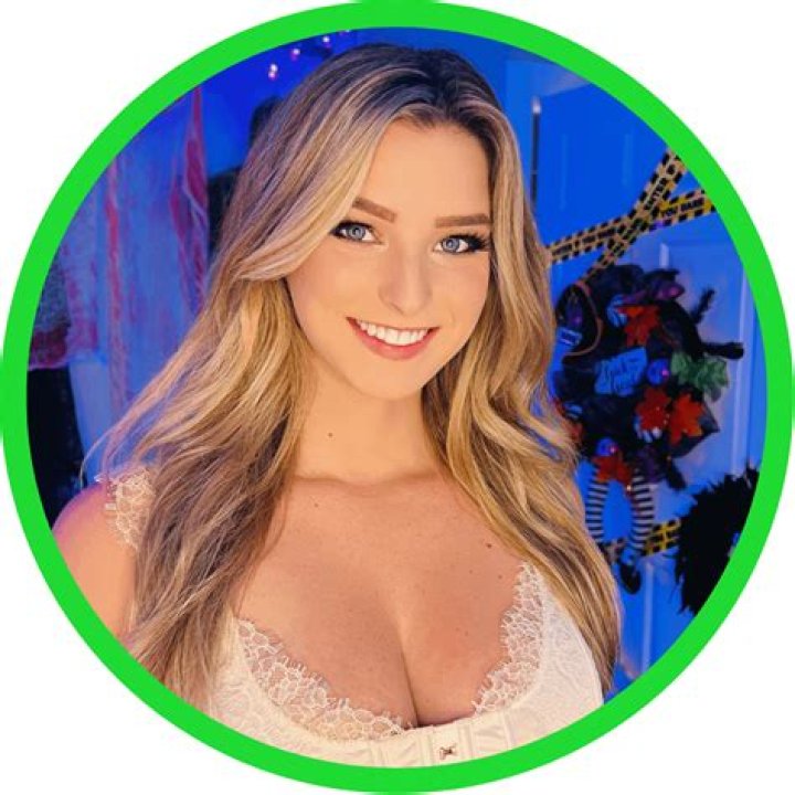 The Enigma Of Thenicolet Kissing: A Deep Dive Into The Fascination