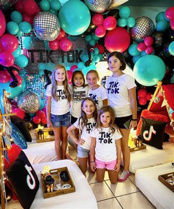 The Ultimate Guide To Hosting A TikTok Grow Party