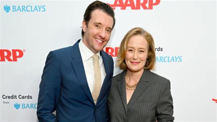 Who Did Jennifer Ehle Marry? Discover Her Husband's Identity